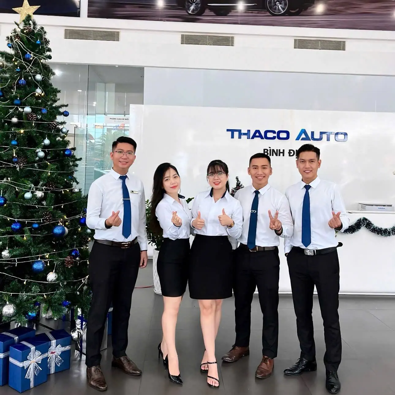 Đón Giáng Sinh Tại THACO AUTO Bình Định